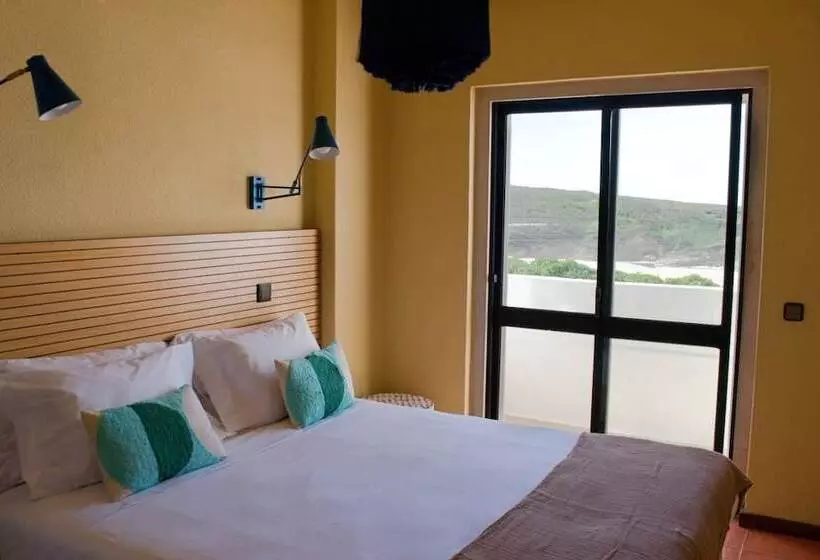 Hotelli Wot Sintra Ocean