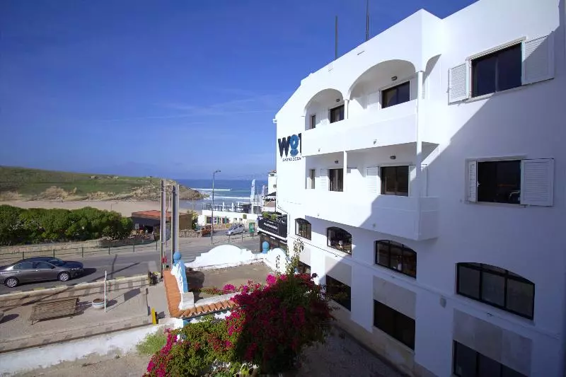 Hotelli Wot Sintra Ocean