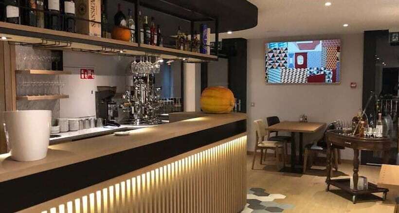 فندق على الطريق Du Soleil