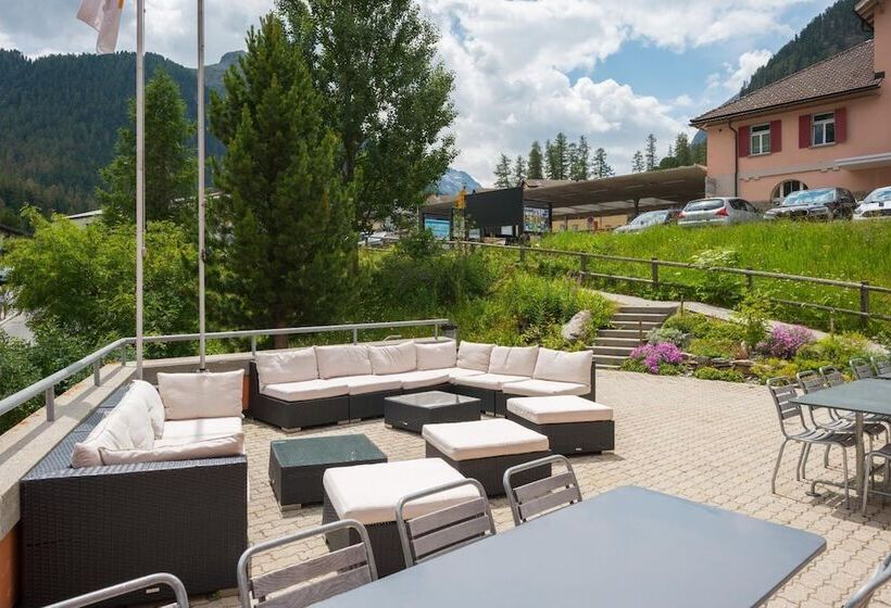 Pontresina Youth Hostel