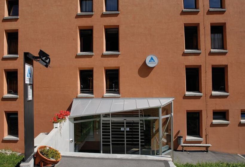 Pontresina Youth Hostel