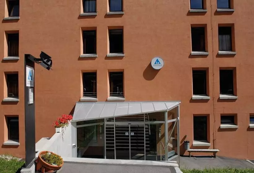 Pontresina Youth Hostel