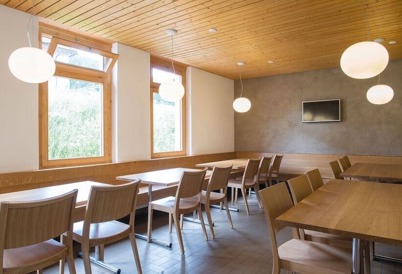 Pontresina Youth Hostel