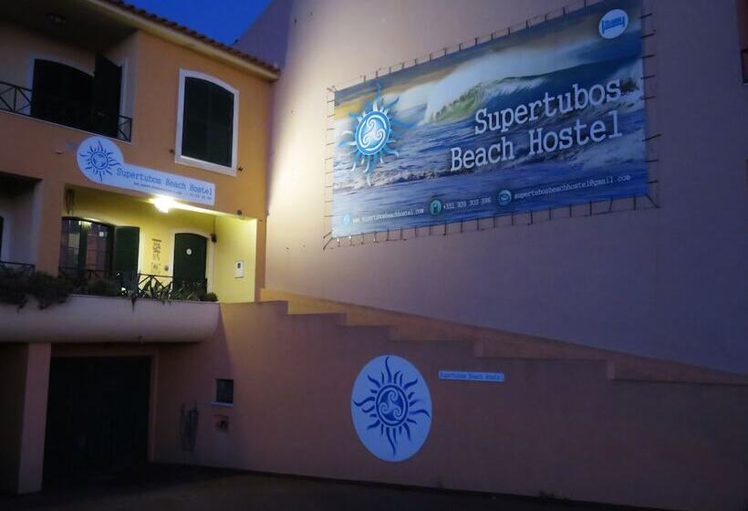 Supertubos Beach Hostel