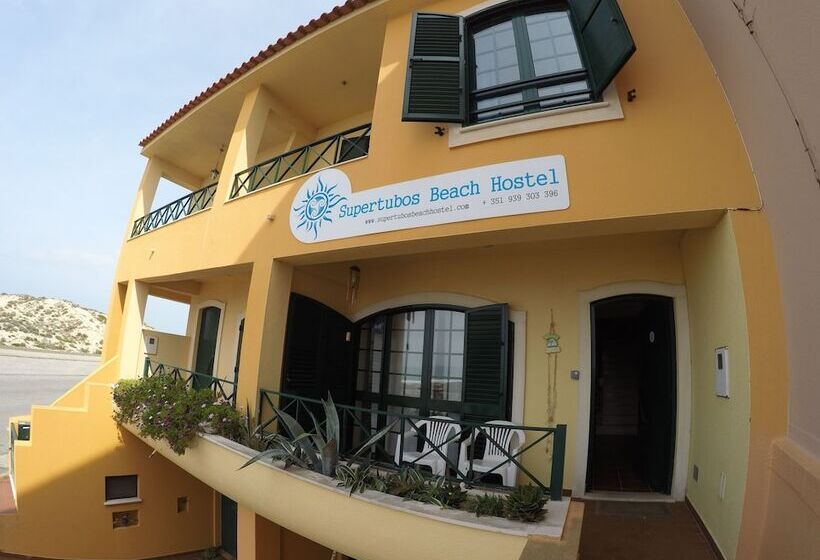 Supertubos Beach Hostel