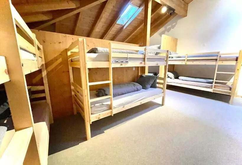 Viva Hostel