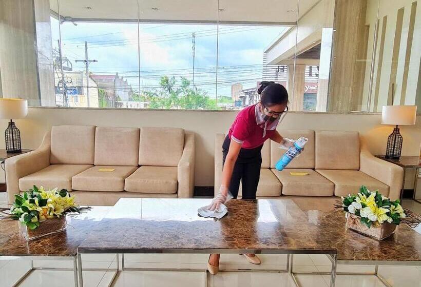 ホテル District 21