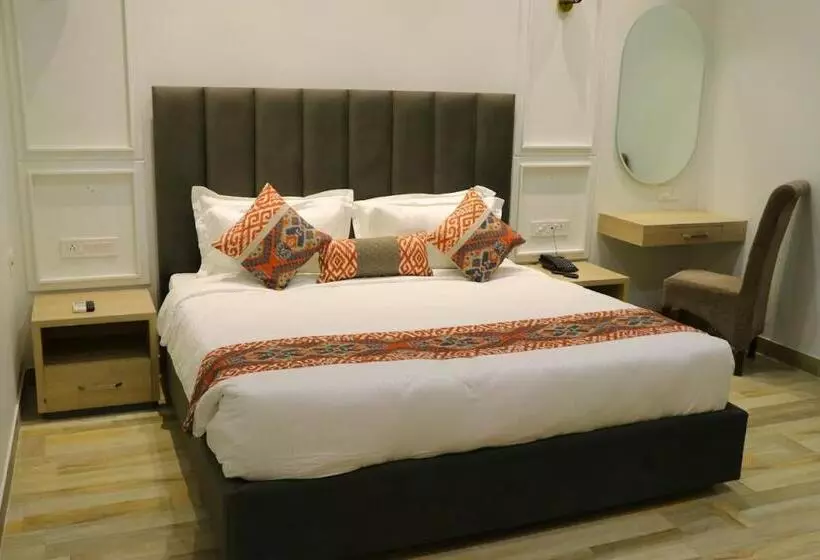 ホテル Elegance Regency