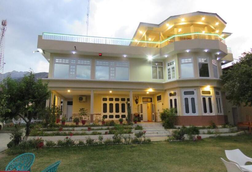 Legendary Hotel Chitral