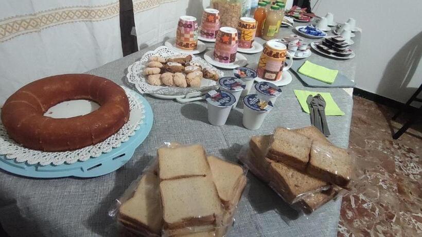 Пансион Sa Burra Guest House