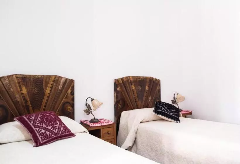 Majatalo Sa Burra Guest House