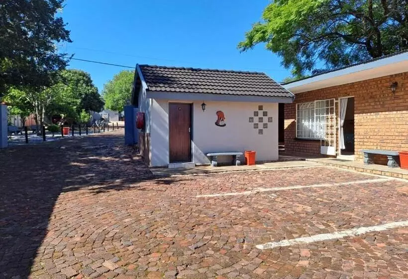 ペンション Sleep  N Go Guesthouse