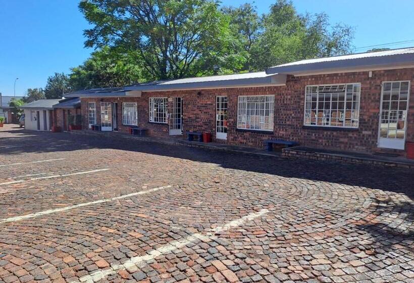 Pension (Hôtel basse catégorie) Sleep  N Go Guesthouse