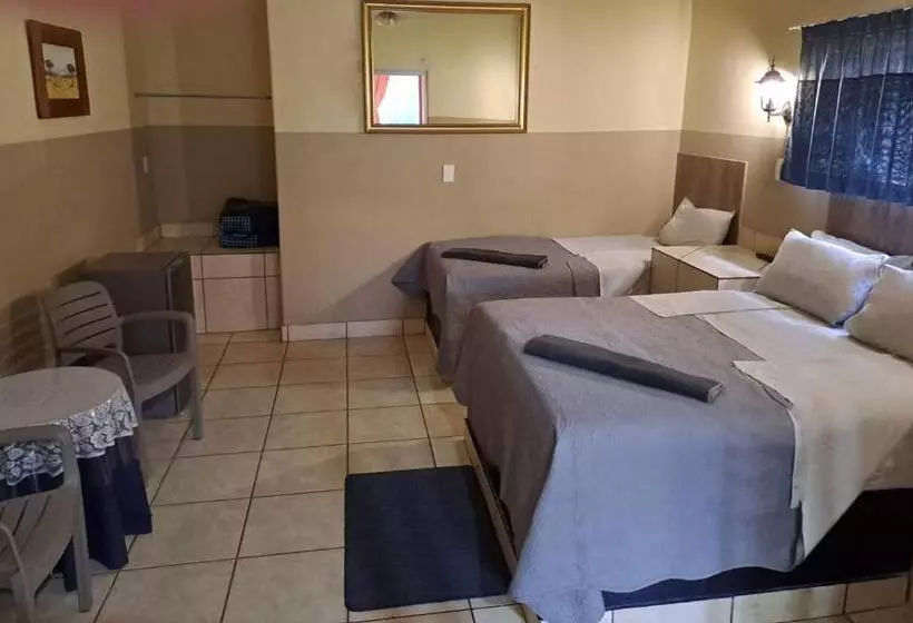 ペンション Sleep  N Go Guesthouse