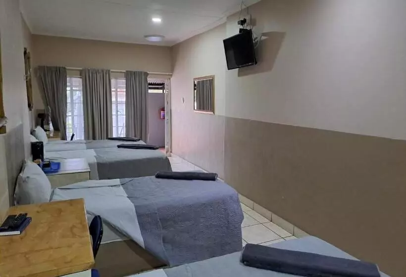 ペンション Sleep  N Go Guesthouse