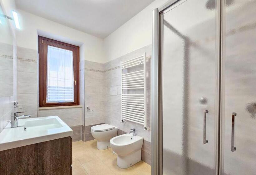 بنسيون Terrazza Vista Lago