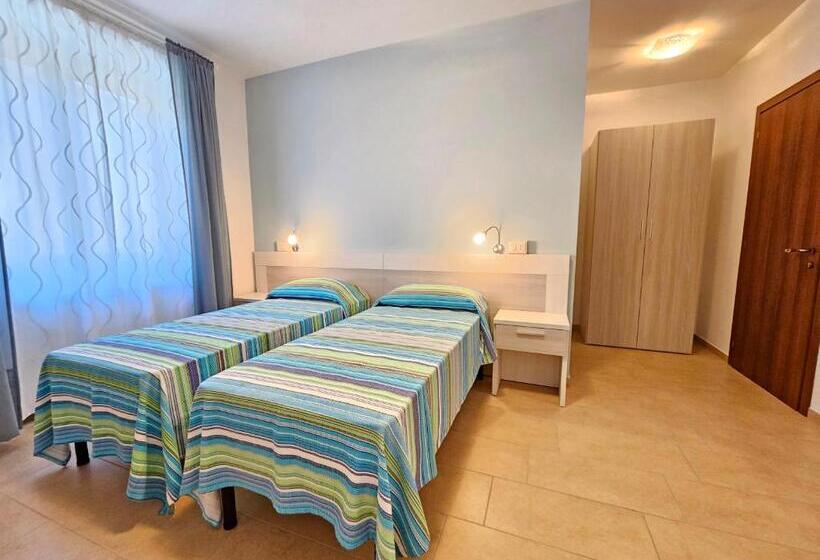 بنسيون Terrazza Vista Lago