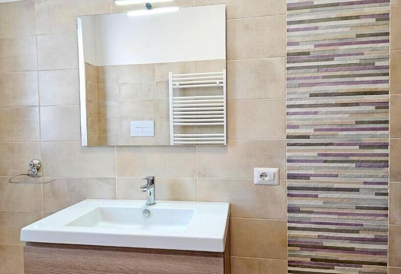 بنسيون Terrazza Vista Lago