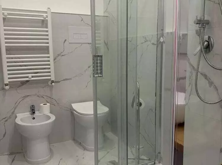 تختخواب و صبحانه Il Dipinto