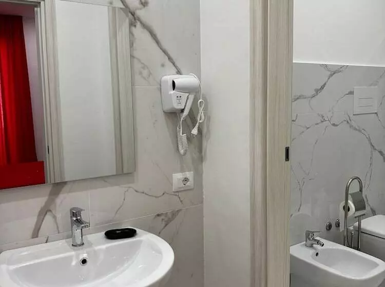 تختخواب و صبحانه Il Dipinto