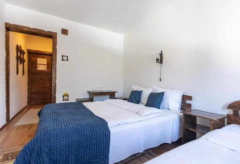 ペンション Casa Valasoaia