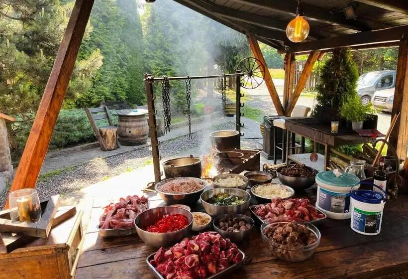 ペンション Casa Valasoaia