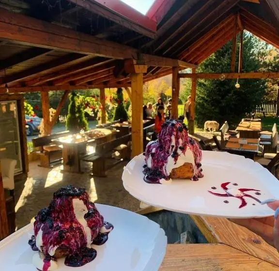 ペンション Casa Valasoaia
