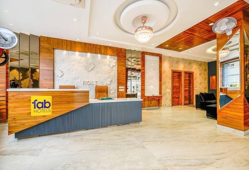 Fabhotel Rolt