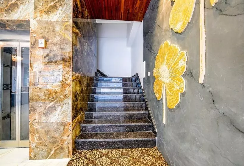 Fabhotel Rolt