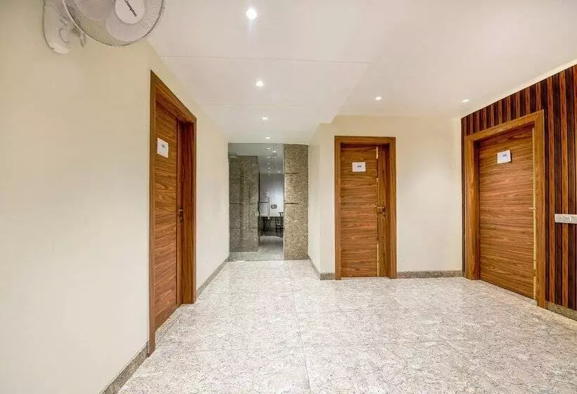 Fabhotel Rolt