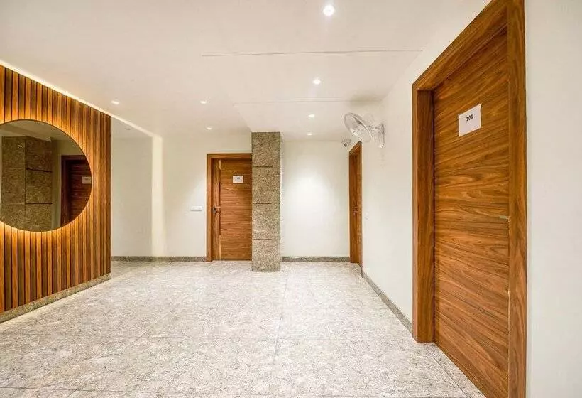Fabhotel Rolt