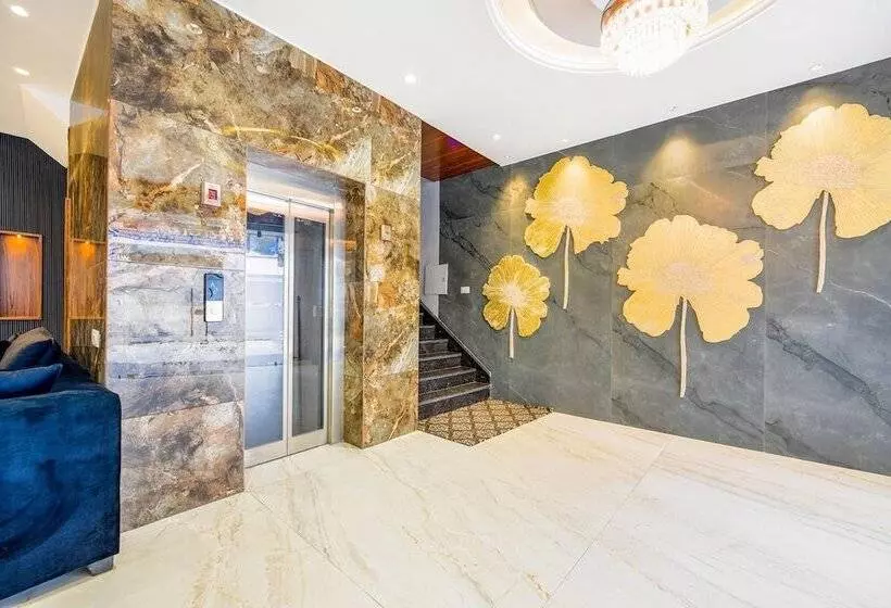 Fabhotel Rolt