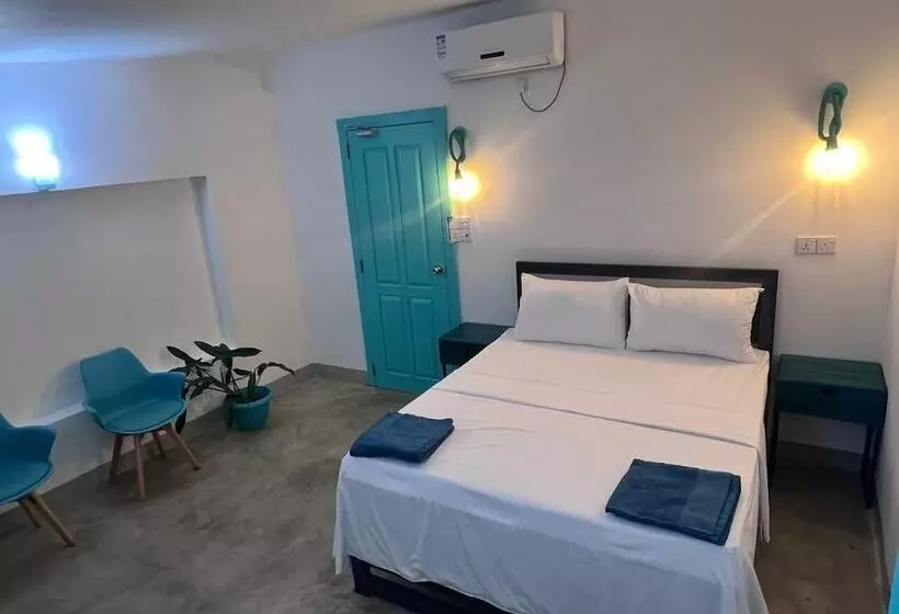 Hello Airport Hotel, Katunayaka