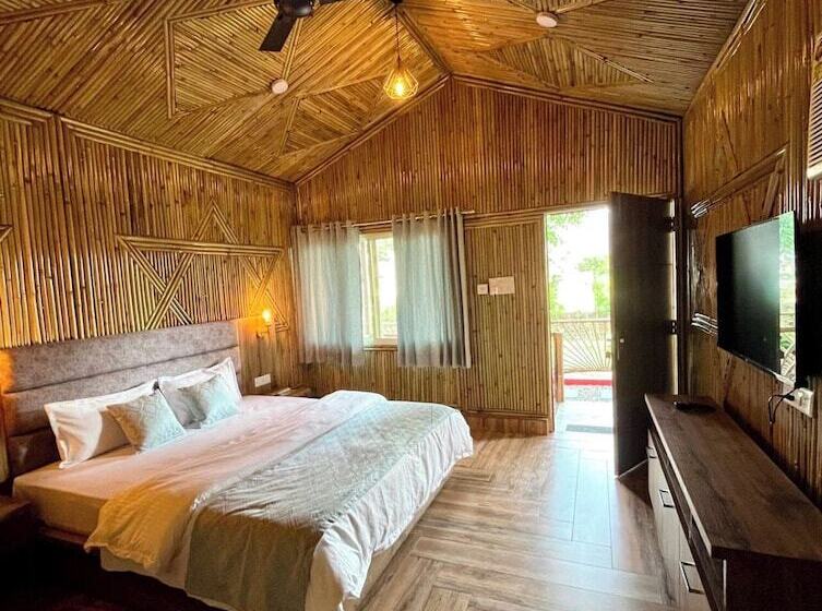 فندق Bamboo Garden Cottages And Cafe