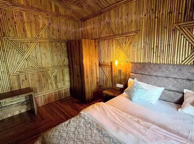 ホテル Bamboo Garden Cottages And Cafe