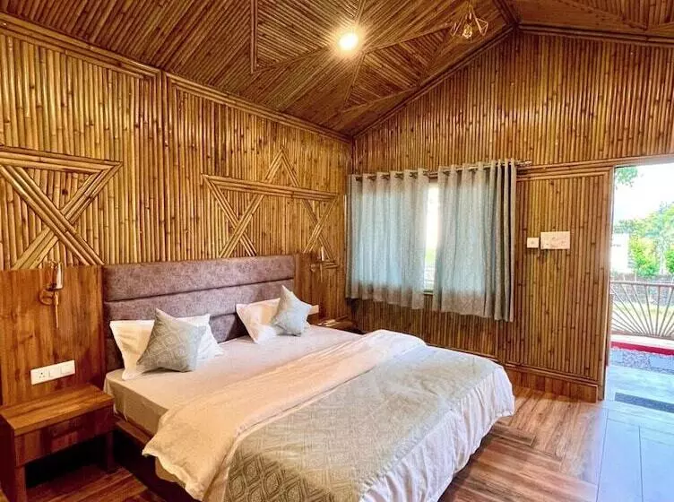 ホテル Bamboo Garden Cottages And Cafe