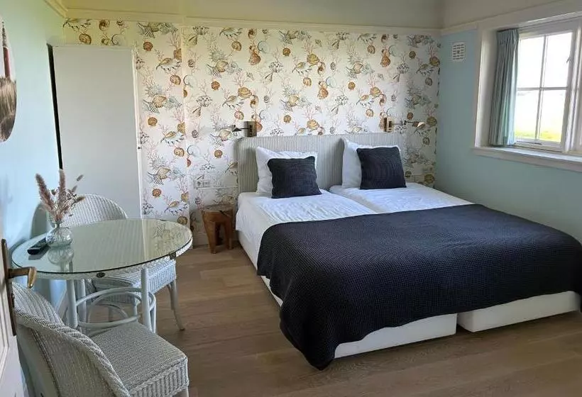 Villa Nieuwland B&b