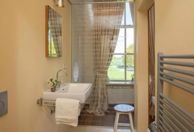 Bed And Breakfast Batenborg