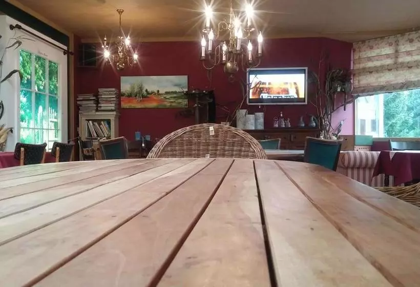 Aamiaismajoitus (B&B) Hof Van Sellingen
