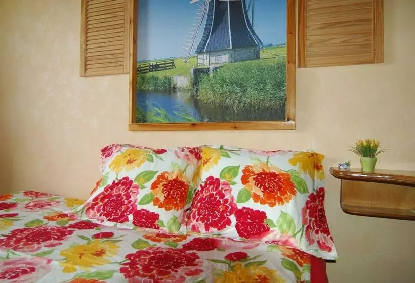 Bed And Breakfast Tulip Gallery