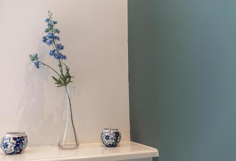 تختخواب و صبحانه 1001 Nights Boutique Lofts