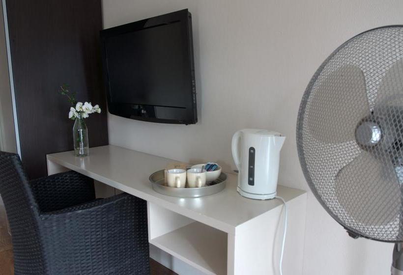 Отель B&b Posthoorn