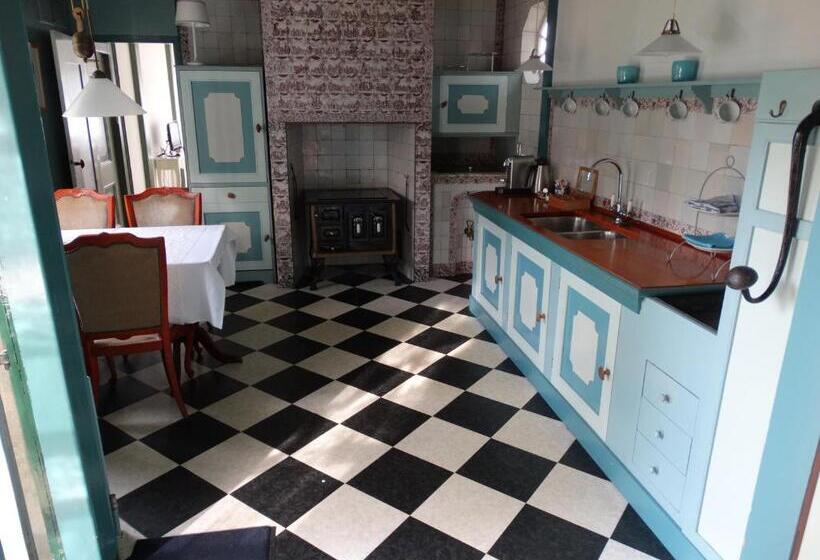 בית מלון כפרי Stay Overnight At Windmill Village Zaanse Schans   Amsterdam