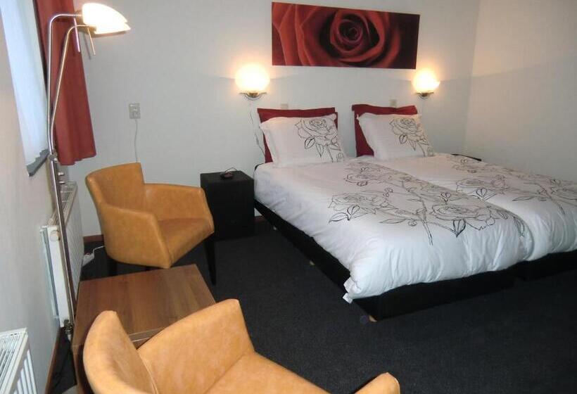 فندق Horsetellerie Rheezerveen