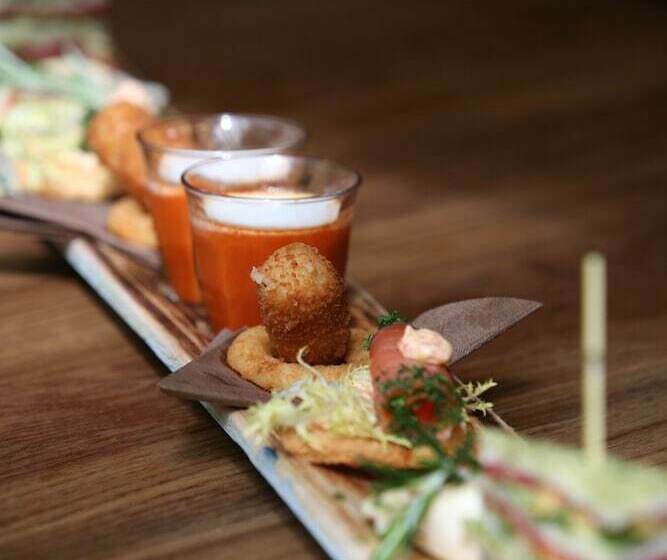 فندق Manzo's Suites