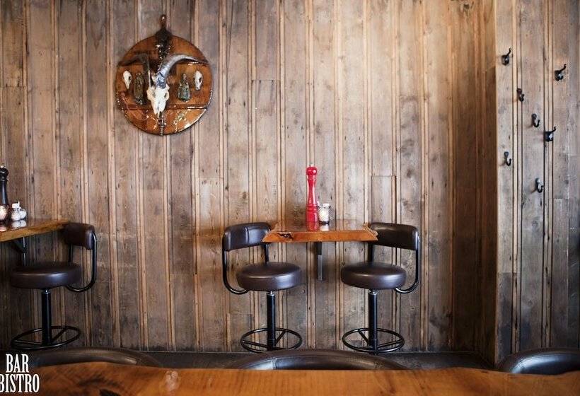 فندق Manzo's Suites