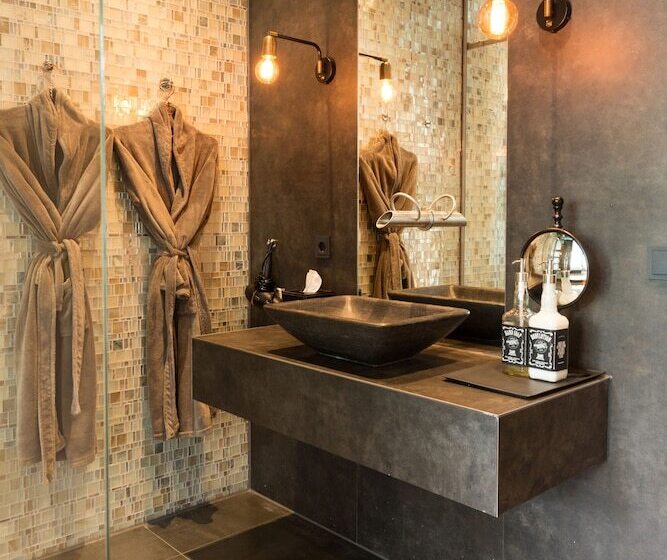 فندق Manzo's Suites