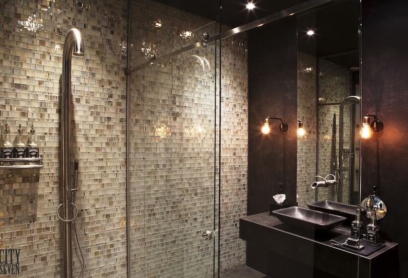 فندق Manzo's Suites