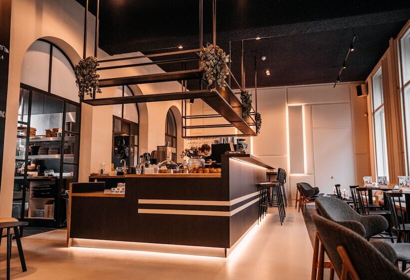 酒店 Anne&max Boutique