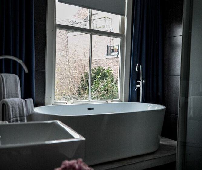 酒店 Anne&max Boutique